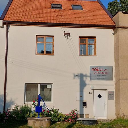Apartmany U Tri Slunci Hroubovice Εξωτερικό φωτογραφία