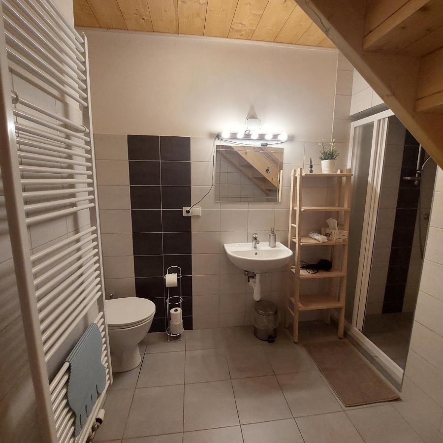 Apartmany U Tri Slunci Hroubovice Εξωτερικό φωτογραφία