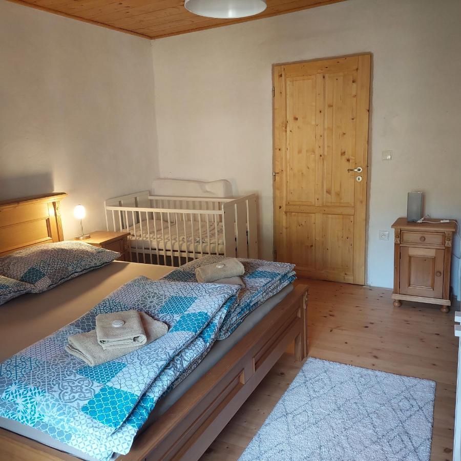 Apartmany U Tri Slunci Hroubovice Εξωτερικό φωτογραφία