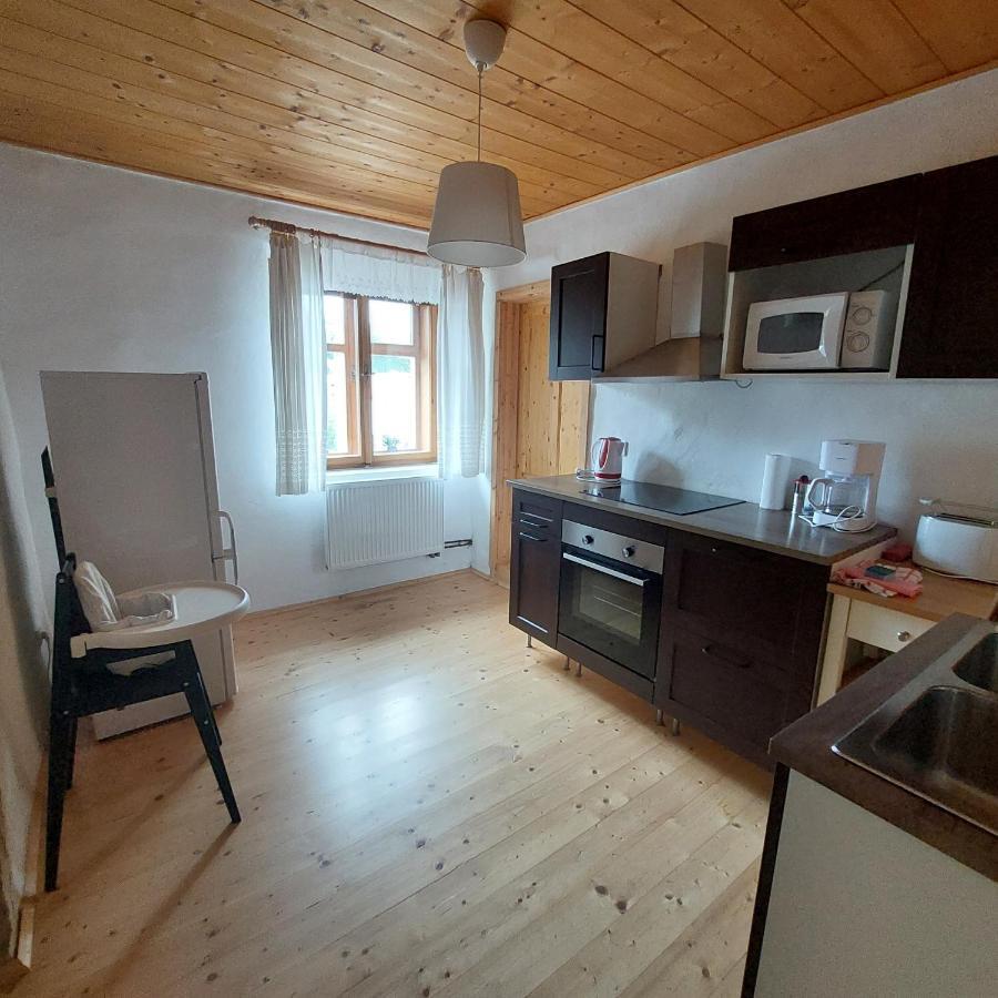 Apartmany U Tri Slunci Hroubovice Εξωτερικό φωτογραφία