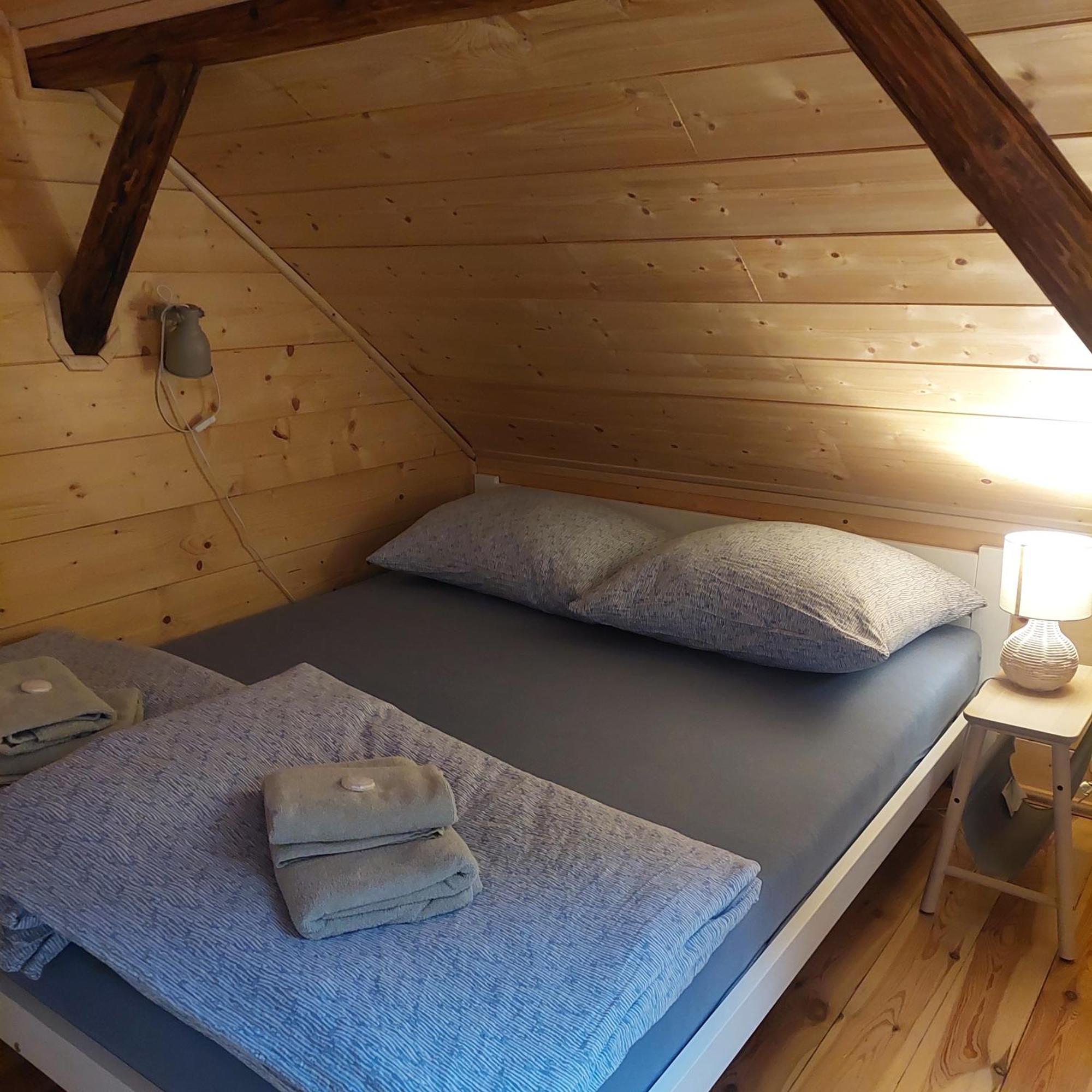 Apartmany U Tri Slunci Hroubovice Εξωτερικό φωτογραφία